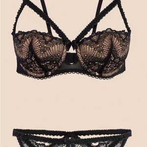 NWT - Elegant Black Lace Lingerie Set